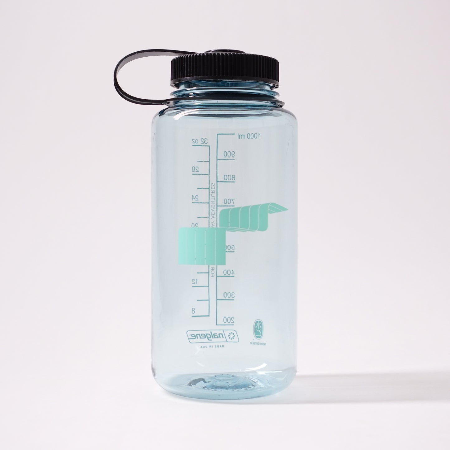 水と。Nalgene Bottle