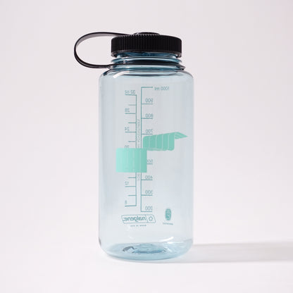 水と。Nalgene Bottle