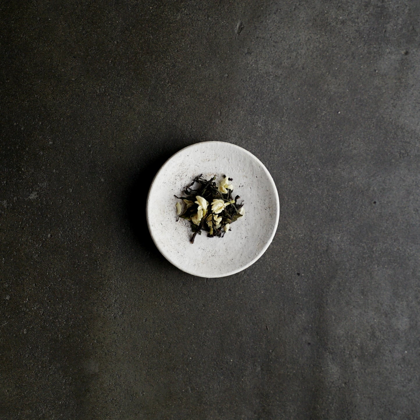 水と。お茶を贈る人のお茶っ葉